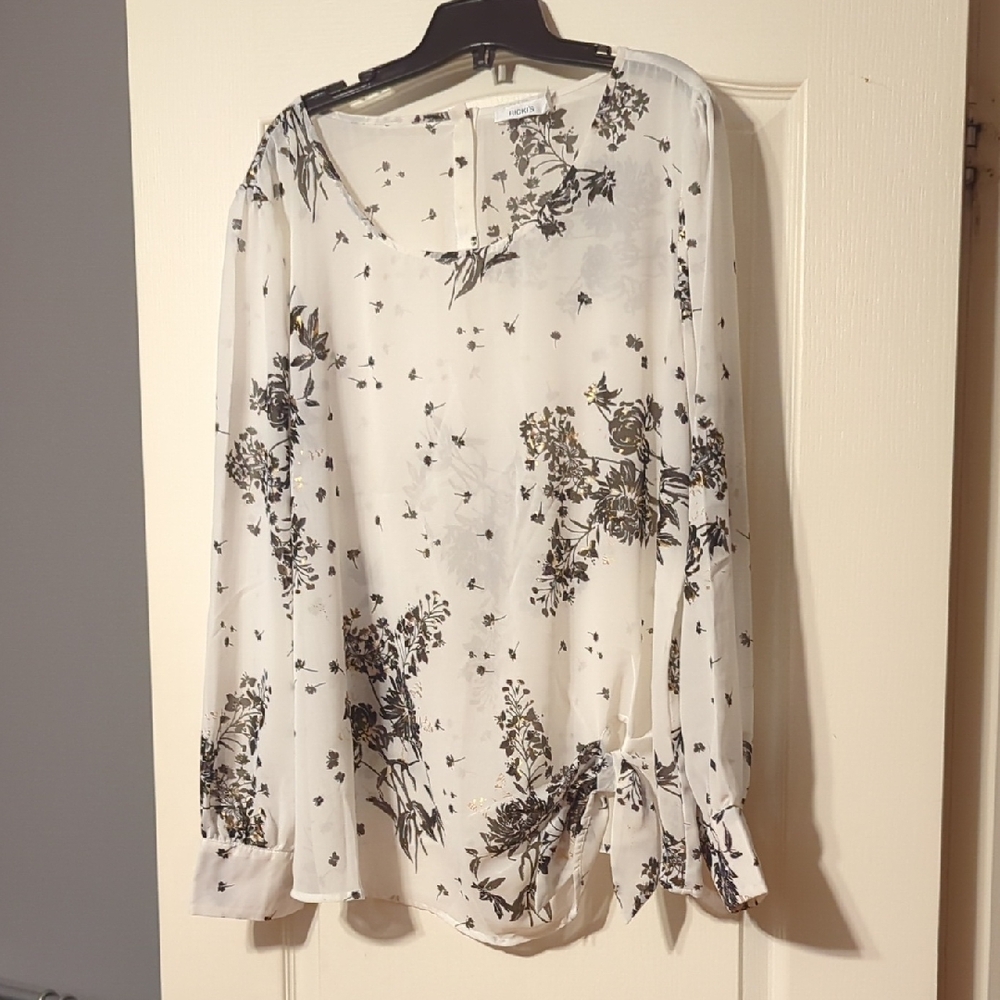 Ricki's Black and White Floral Blouse